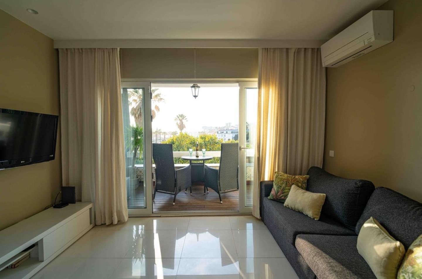 Sea View W Balcony 2 Mins Walk To Beach & Casino Estoril Eksteriør bilde